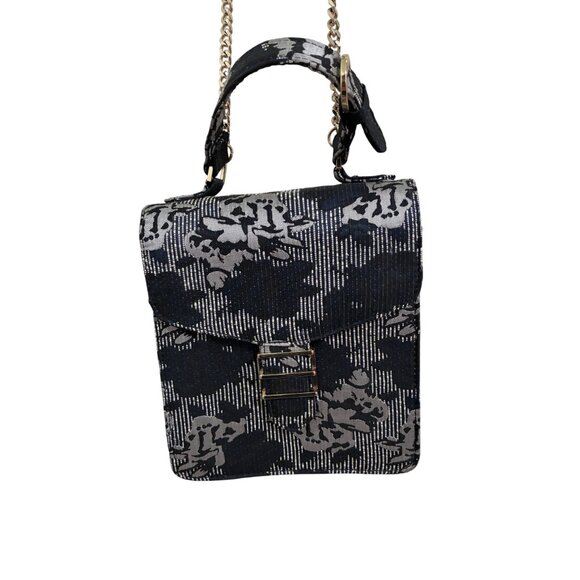 Kelly & Katie Cross Body Navy Blue White Floral - Picture 7 of 11
